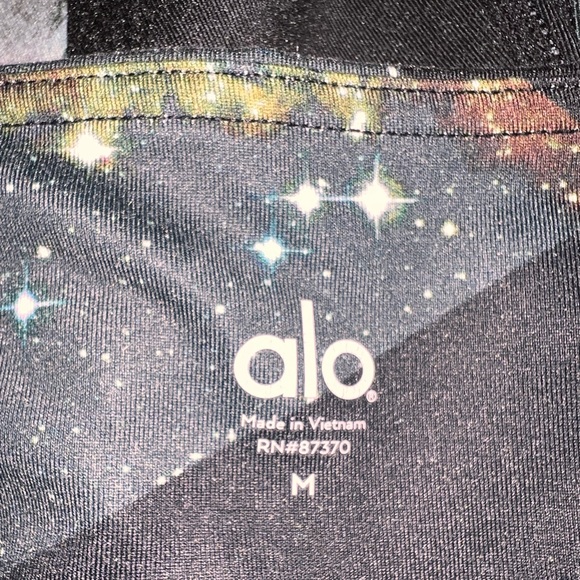 ALO Yoga VAPOR SPACE Airbrushed PANTS Leggings. Size M - Picture 6 of 7